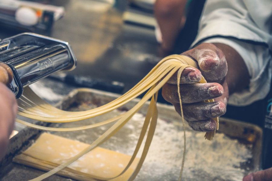 italien mutter söhne klage