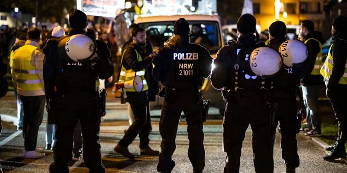 Eine propalästinensische Demonstration in Essen. islamisten essen