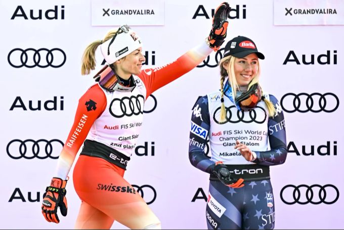 Lara Gut-Behrami und Mikaela Shiffrin äusserten sich kritisch zum frühen Saisonstart im Ski-Weltcup. Lara Gut-Behrami