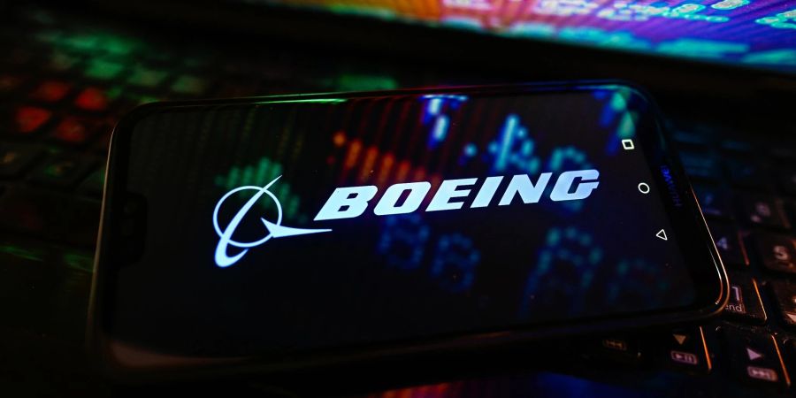 Boeing holte insgesamt Aufträge von über 176 Passagierflugzeuge herein.