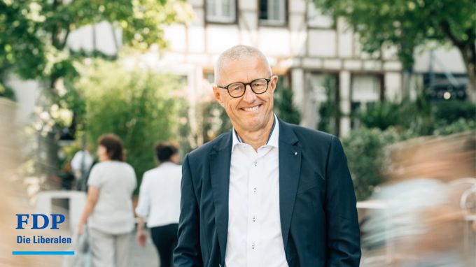 Markus van Wijk, FDP, ist Präsident der FDP Stadt Thun und sicherheitspolitischer Berater. Markus van Wijk
