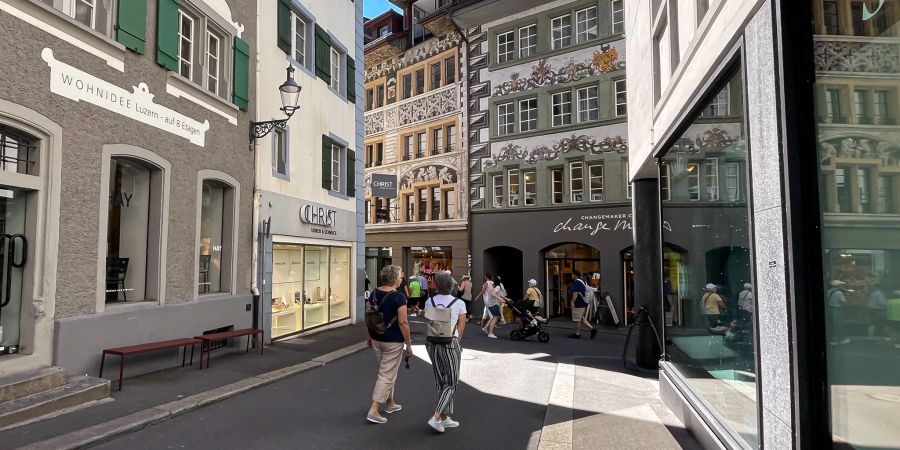 Die Weinmarktgasse in der Stadt Luzern.