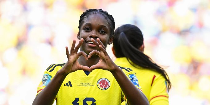 Die Kolumbianerin Linda Caicedo jubelt über ihren Treffer gegen Südkorea an der Frauen-WM 2023. Frauen-WM