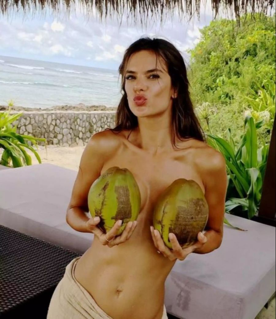 Alessandra Ambrosio