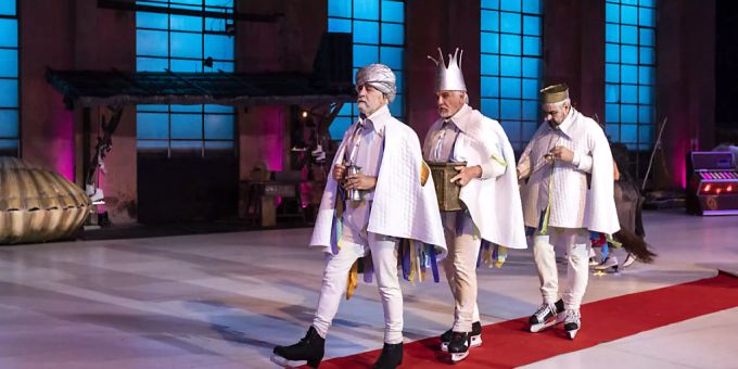 Auftritt der drei Könige beim Freilichtspiel «Was ihr wollt» in Luzern. Verein Freilichtspiele Luzern