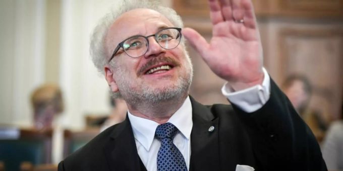 Lettlands Präsident Egils Levits wurde bei einem Schnelltest positiv auf das Coronavirus getestet. Egils Levits