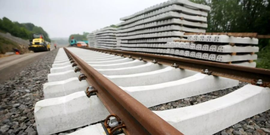 Verlegung neuer Schienen
