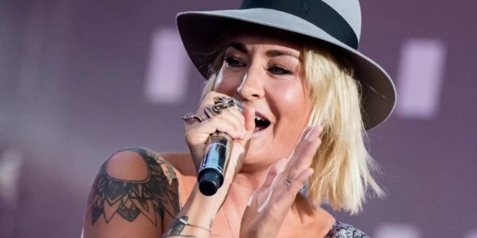 Sarah Connor singt in «Vincent» über die Angst vor dem Coming-Out. Sarah Connor song