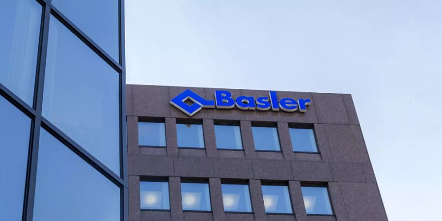 Bâloise rechnet im Halbjahr dank Steuereffekt mit hohem Gewinn. (Archiv)