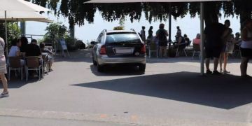 Taxi
