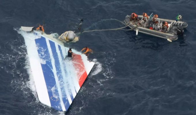 Die Suchaktion nach dem Air-France-Flug 447 dauerte Tage. Air-France-Flug 447