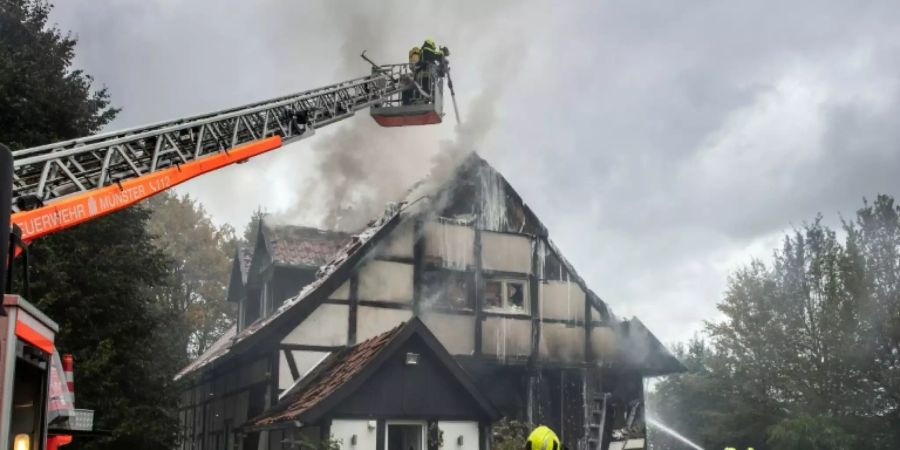 Feuerwehreinsatz nach der Hausexplosion in Münster