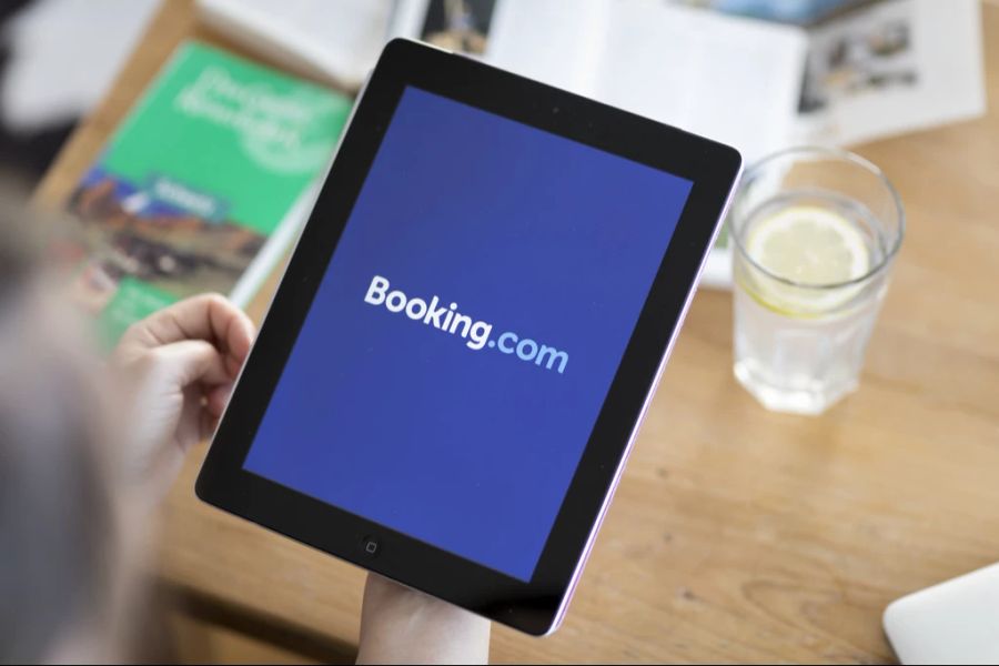 Das Reiseportal Booking.com wird von einer Betrugswelle heimgesucht.