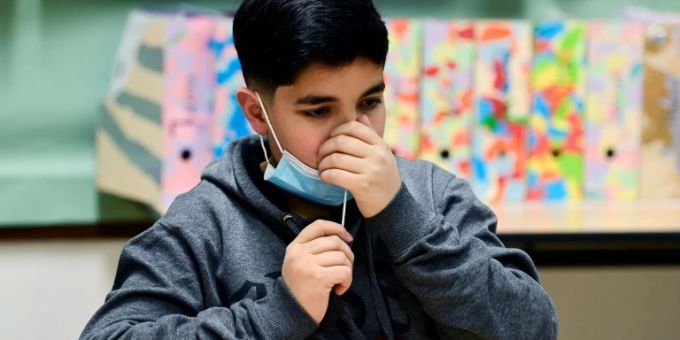 Schüler in Bonn bei Coronatest Schüler in Bonn bei Coronatest