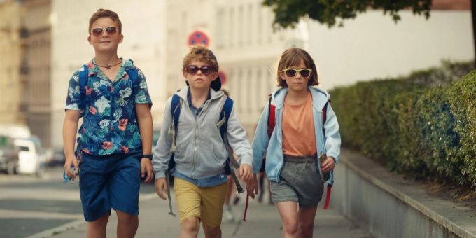 Drei richtig gute Freunde: Franz (Jossi Jantschitsch, M), Gabi (Nora Reidinger) und Eberhard (Leo Wacha). Drei richtig gute Freunde: Franz (Jossi Jantschitsch, M), Gabi (Nora Reidinger) und Eberhard (Leo Wacha).