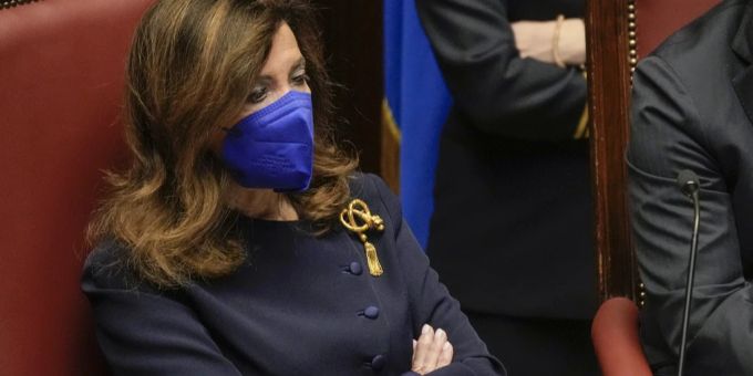 Diese Frau könnte bald Italiens erste Staatschefin werden: Senatspräsidentin Maria Elisabetta Alberti Casellati. Maria Elisabetta Alberti Casellati