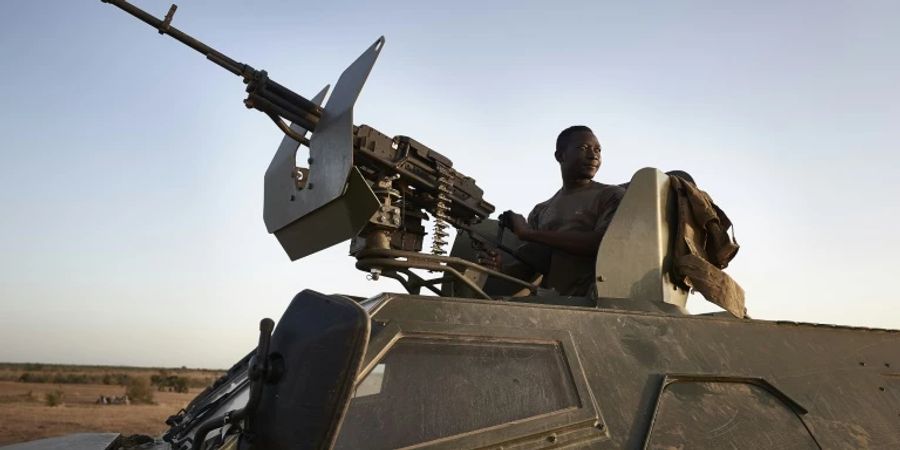 Armeepanzer in Burkina Faso