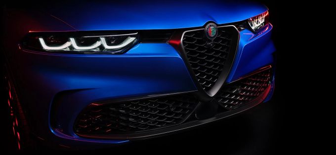 Der neue SUV von Alfa Romeo soll mit dem Design punkten.
