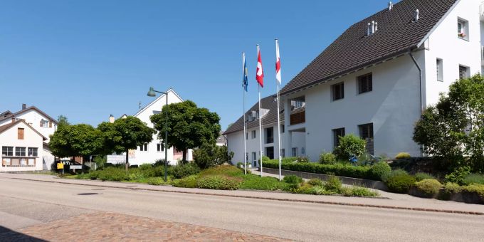 Die Gemeindeverwaltung Känerkinden an der Hauptstrasse. Die Gemeindeverwaltung Känerkinden an der Hauptstrasse.