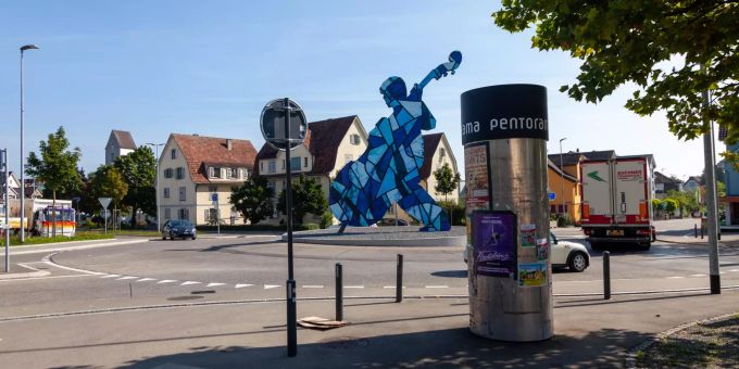Der Pentorama Kreisel Amriswil. Der Pentorama Kreisel Amriswil.