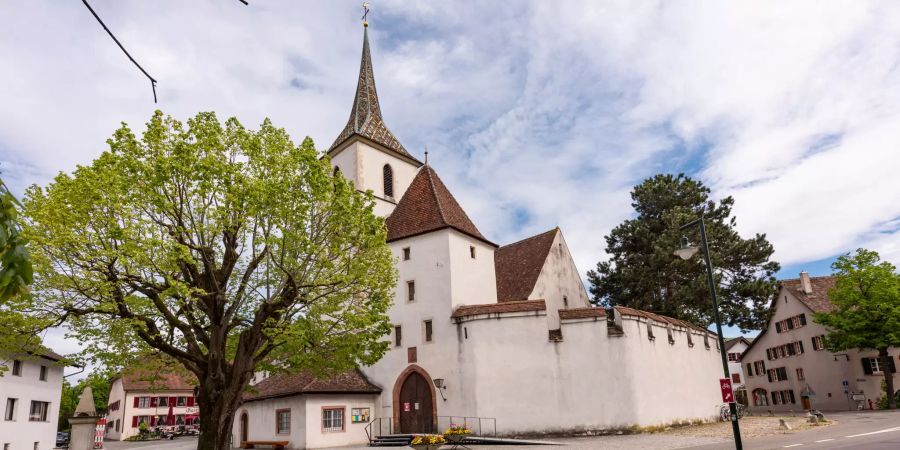 Die Kirche Sankt Arbogast in Muttenz.