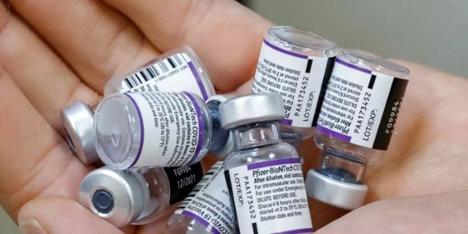 Ab 12 Jahren - US-Behörde erweitert Zulassung für Biontech-Booster