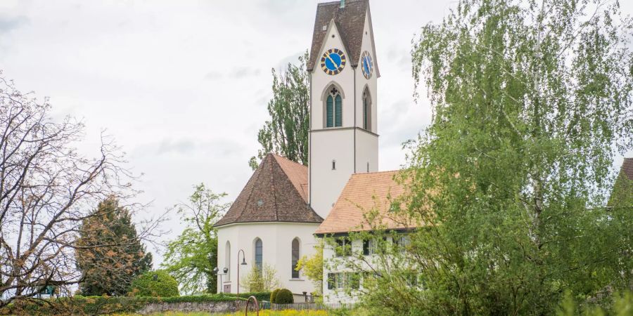 Die Reformierte Kirche in Uetikon am See.