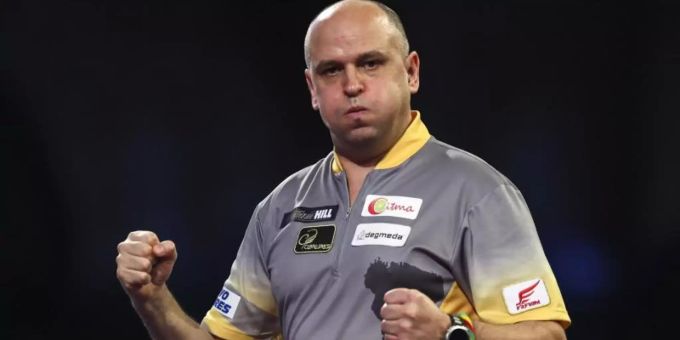 Auch Darius Labanauskas gelang bei der WM ein Neun-Darter. Foto: Kieran Cleeves/PA Wire/dpa Auch Darius Labanauskas gelang bei der WM ein Neun-Darter. Foto: Kieran Cleeves/PA Wire/dpa
