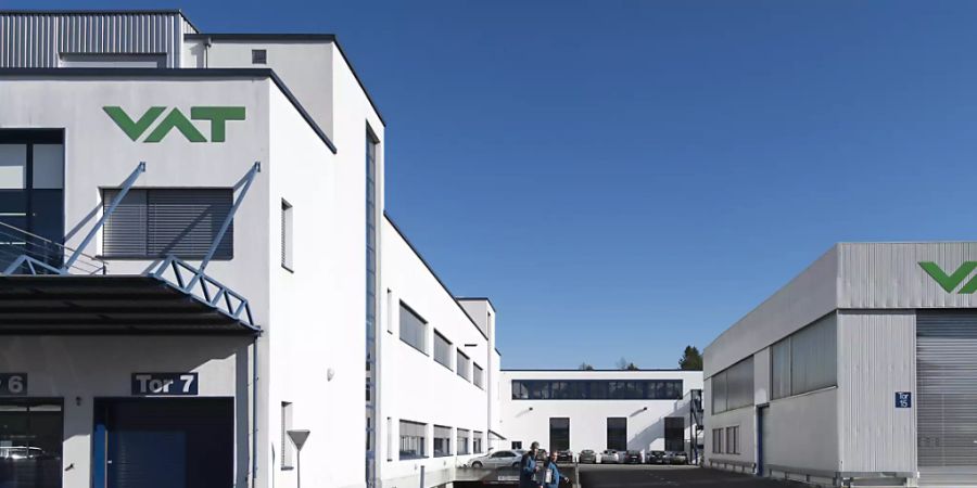 Der Vakuumventil-Hersteller VAT hat im grossen Stil weitere Aufträge dazugewonnen. Während der Auftragseingang im dritten Quartal um 18 Prozent in die Höhe geklettert ist, nahm der Umsatz um gut 2 Prozent zu.(Archivbild)