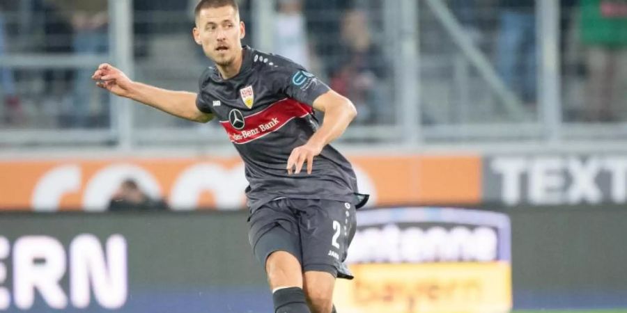 Der VfB Stuttgart verlängerte den Vertrag von Waldemar Anton. Foto: Matthias Balk/dpa