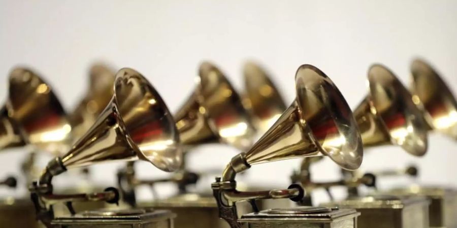 Die Verleihung der Grammy Awards wird in diesem Jahr verschoben. Foto: Julio Cortez/AP/dpa