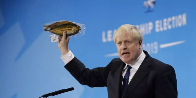 Boris Johnson mit Fisch Boris Johnson mit Fisch