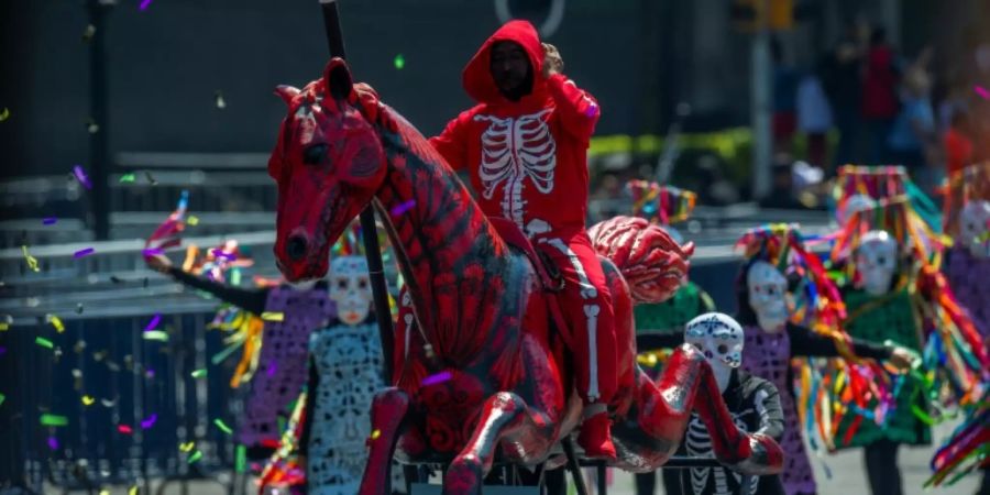 Parade zum «Tag der Toten» in Mexiko-Stadt