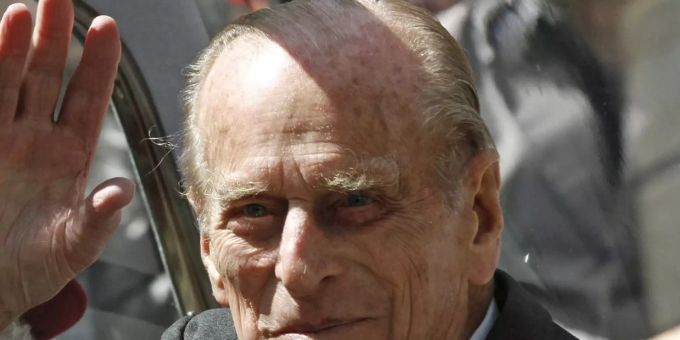 Tweets zu Prinz Philip wurden 2021 besonders häufig auf den Royal-Accounts bei Twitter gelikt. Tweets zu Prinz Philip wurden 2021 besonders häufig auf den Royal-Accounts bei Twitter gelikt.