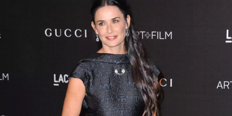 Demi Moore ist mit der Familie eingeschneit.