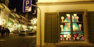 Gemeinde - Winkel lädt zur Adventsfenster-Eröffnung ein