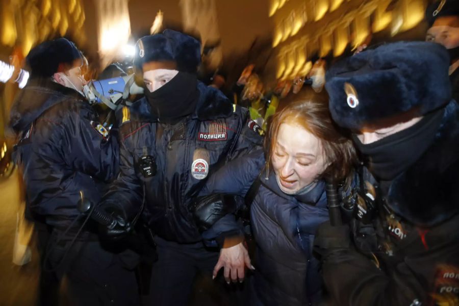 Bei den Protesten wurden zahlreiche Demonstrantinnen und Demonstranten verhaftet.