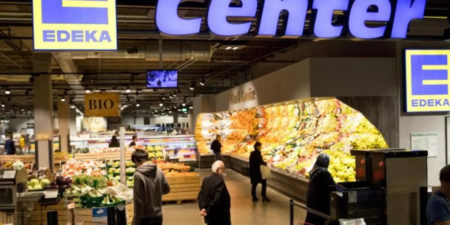 Edeka will im Spätsommer einen Bio-Laden mit dem Namen «Naturkind» eröffnen. Foto: Christian Charisius