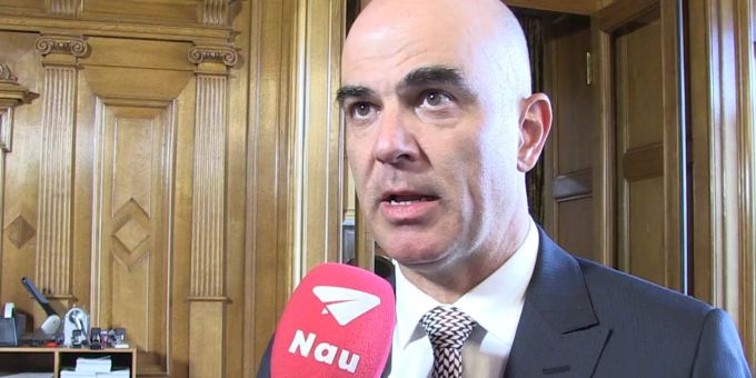 Berset im Interview - Was bringen höhere Franchisen, Herr Bundesrat?
