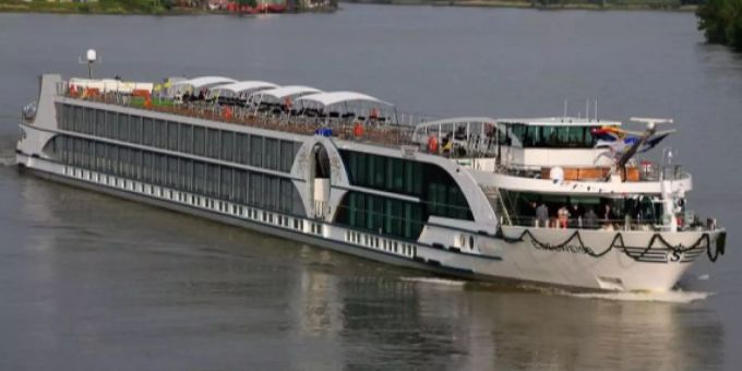 200 Personen mussten vorsorglich das Schweizer Kreuzfahrtschiff verlassen (Symbolbild). Schweizer Kreuzfahrtschiff