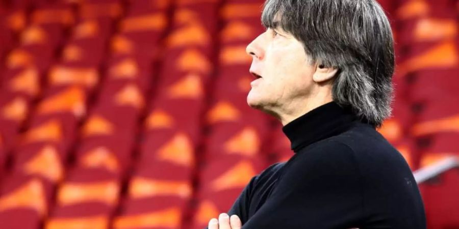 Bundestrainer Joachim Löw hat seinen Kader für die EM-Quali-Spiele in Weissrussland und gegen Estland nominiert. Foto: Christian Charisius