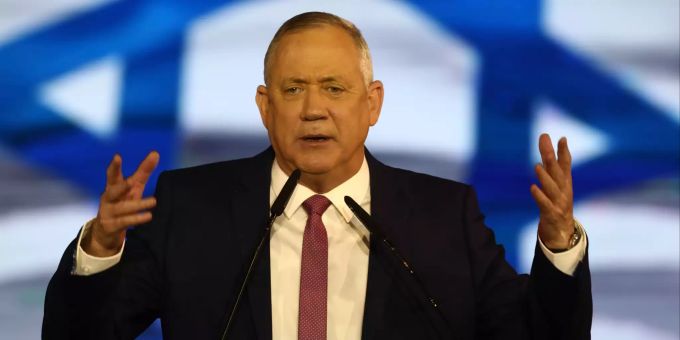 Benny Gantz, Vorsitzender des oppositionellen Mitte-Bündnisses Blau-Weiss, hält während einer Wahlkampfveranstaltung eine Rede. Benny Gantz