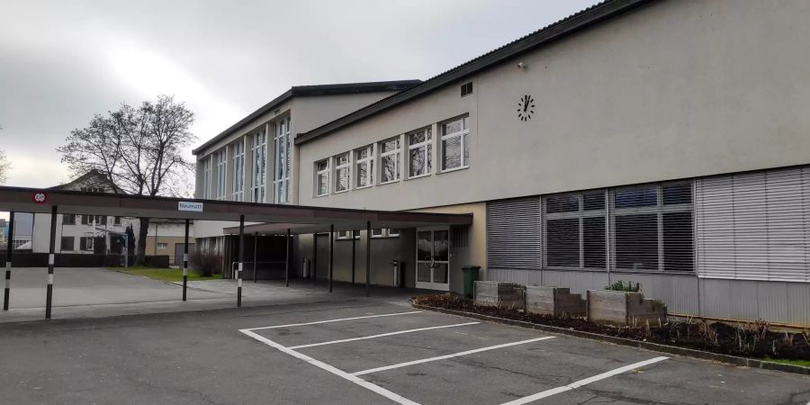 Schulhaus Neumatt in Reinach.