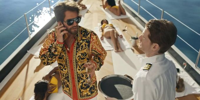 Taylor Swift tritt in einem neuen Musik-Video als verschiedene Matcho-Männer auf. Taylor Swift the Man