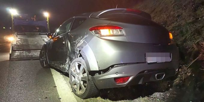 In Villmergen AG kam es wohl aufgrund von Sekundenschlaf zu einer Kollision. Unfall in Villmergen