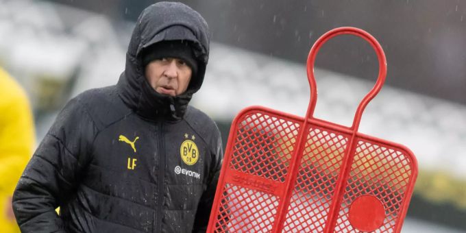 Hat Trainer Lucien Favre beim BVB eine Zukunft? BVB Favre