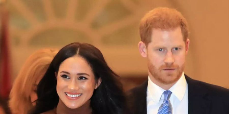 Prinz Harry und Herzogin Meghan wollen sich weitgehend zurückziehen. Foto: Aaron Chown/PA Wire/dpa