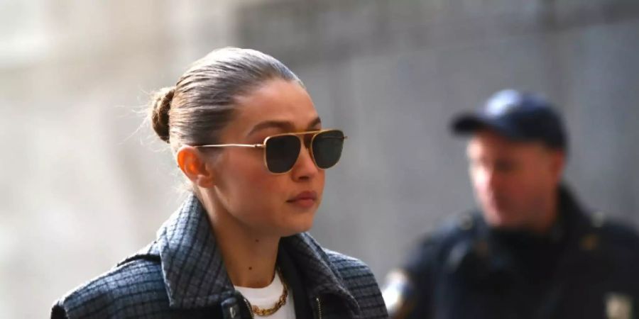 Gigi Hadid vor dem New Yorker Gericht