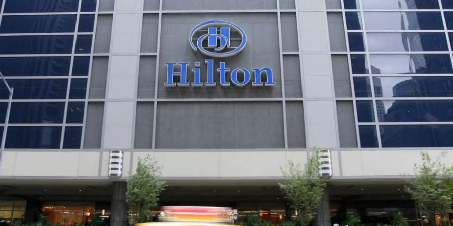 Die Hotelgruppe Hilton erwartet in diesem Jahr einen schwächeren Geschäftsverlauf - trotz kompensierender Effekte innerhalb des Konzerns. (Symbolbild)