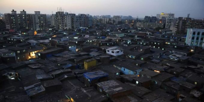 Dharavi ist einer der grössten Slums Asiens Dharavi ist einer der grössten Slums Asiens